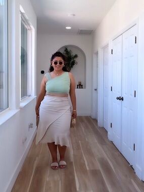 Mint green cropped top